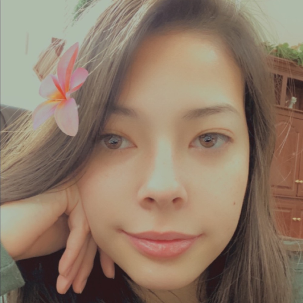 Meet your Posher, Olivia - Picture 4 of 5